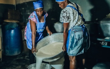 Mary's Meals volunteer cooks