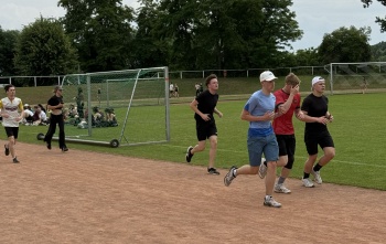 Schüler beim Spendenlauf in Dresden
