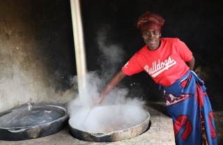 Volunteer cooking