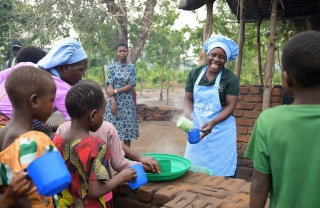Malawi Schoolfeeding Cook