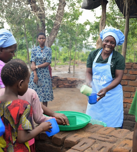 Malawi Schoolfeeding Cook
