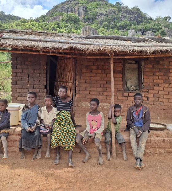 Estelle mit ihren Kindern